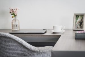 主婦が始める夜の在宅ワーク初心者向けのおすすめ方法は？